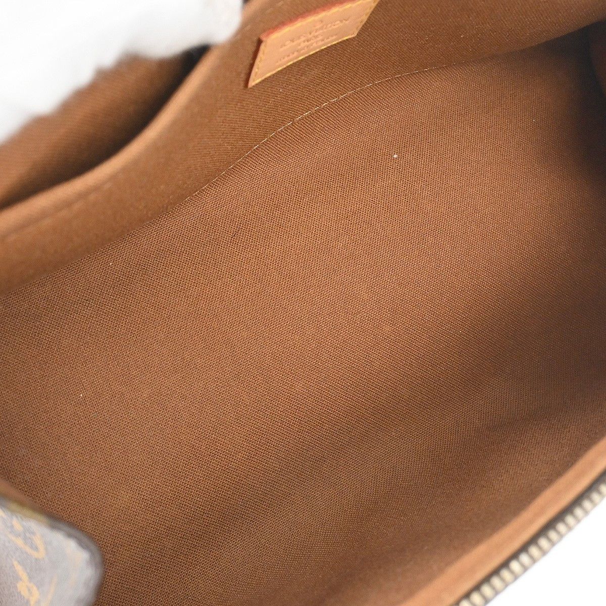 Louis Vuitton Louis Vuitton Popincourt Handle Bag Monogram Canvas Size ONE SIZE - 3 Thumbnail