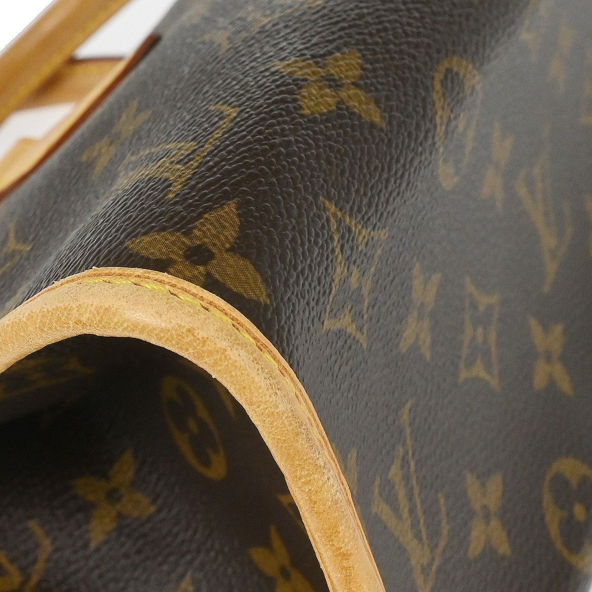 Louis Vuitton Louis Vuitton Popincourt Handle Bag Monogram Canvas Size ONE SIZE - 7 Thumbnail