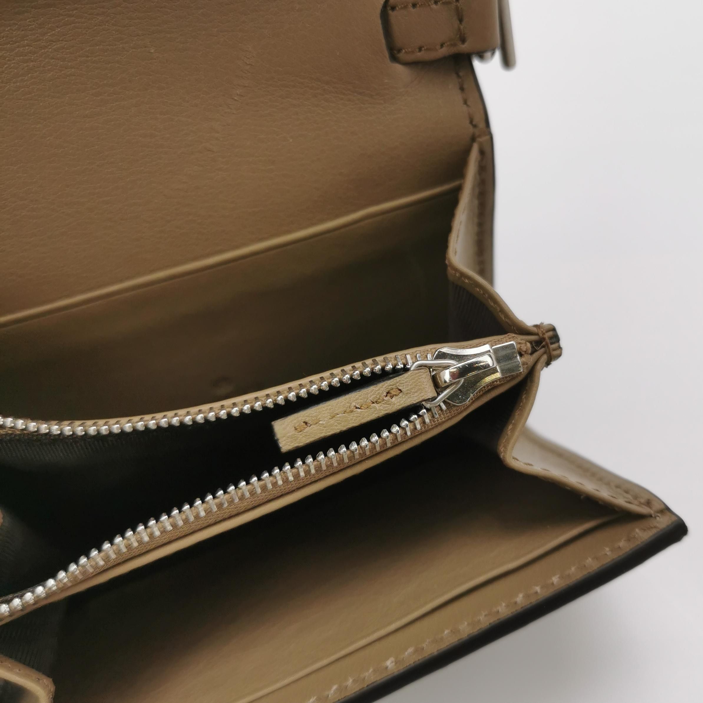 Gucci Gucci Women os Crossbody Bags Size ONE SIZE - 7 Thumbnail