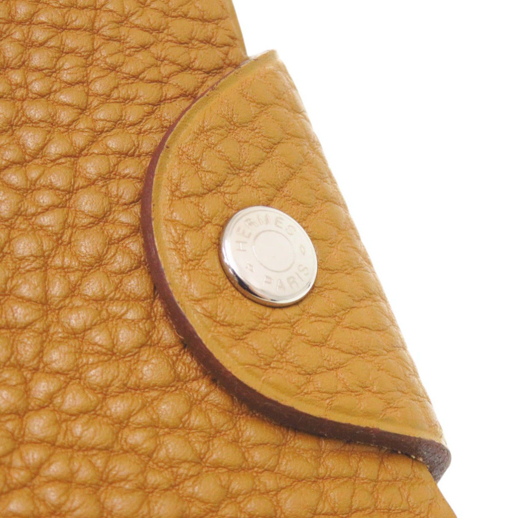 Hermes Excellent condition Hermes Ulysses MM Togo leather notebook cover in brown with silver hardware. 0381HERMES Size ONE SIZE - 5 Thumbnail