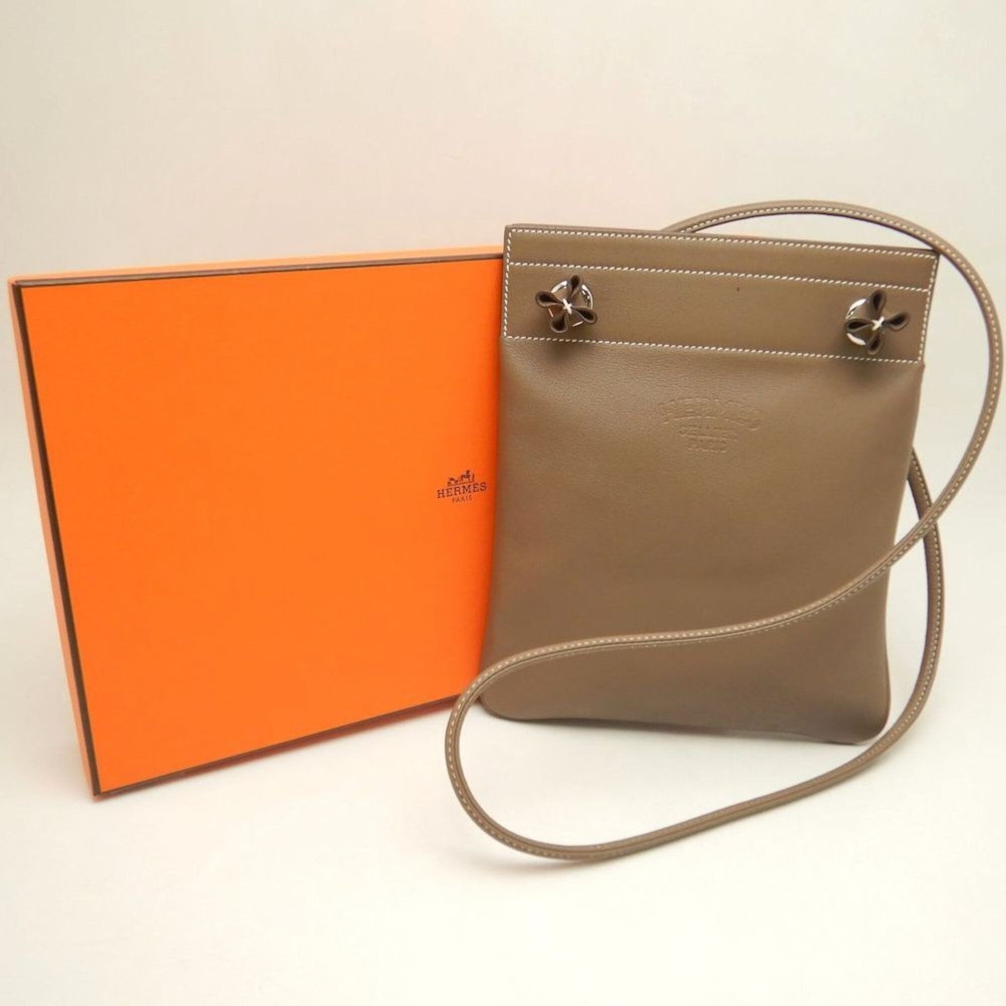 Hermes HERMES Aline Mini Shoulder Bag, Veau Swift Leather, Etoupe, Women's, 253847 Size ONE SIZE - 3 Thumbnail
