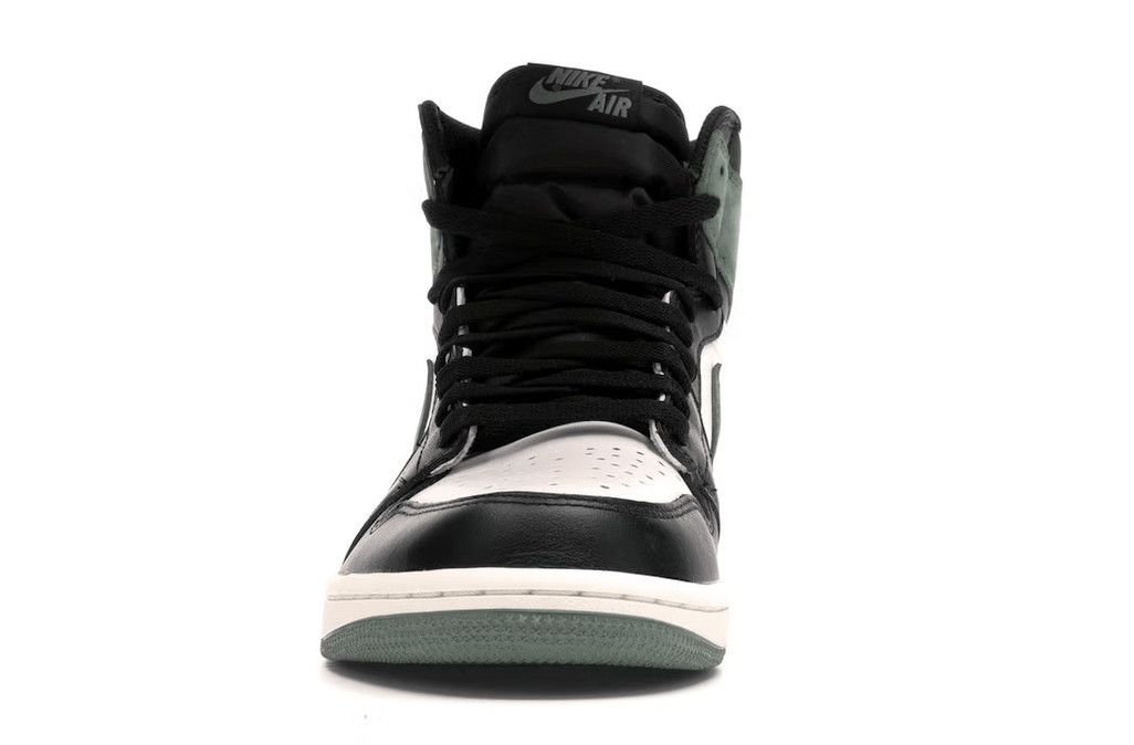 Nike 1 Retro High Clay Green Size US 12 / EU 45 - 3 Thumbnail