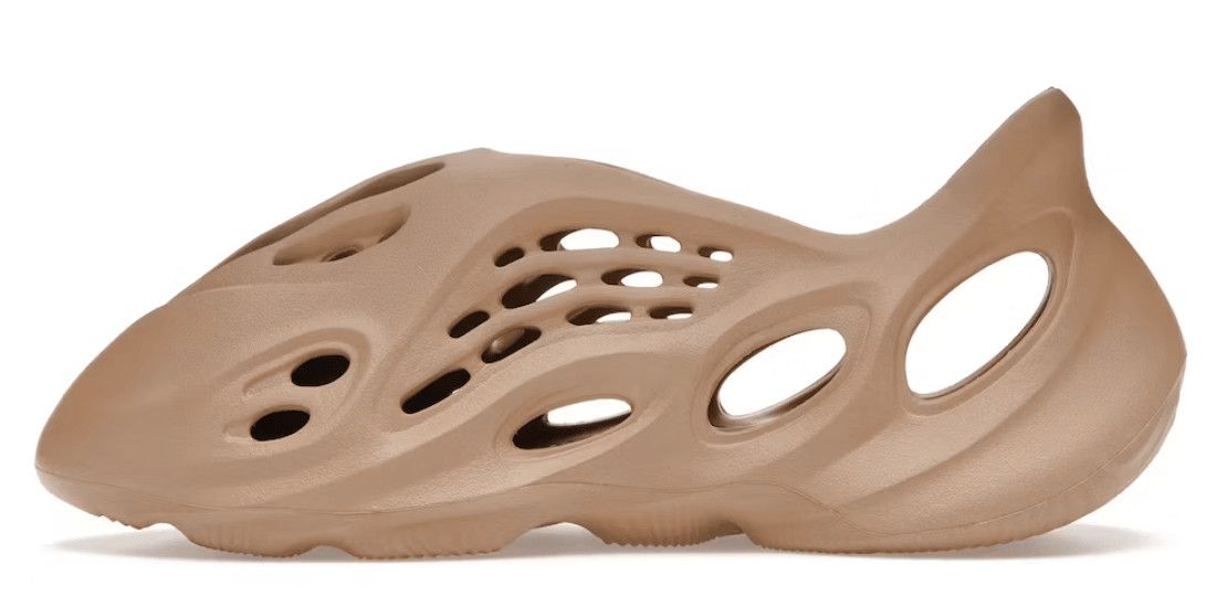 Adidas Yeezy Foam RNNR Ochre Size US 11 / EU 44 - 2 Thumbnail