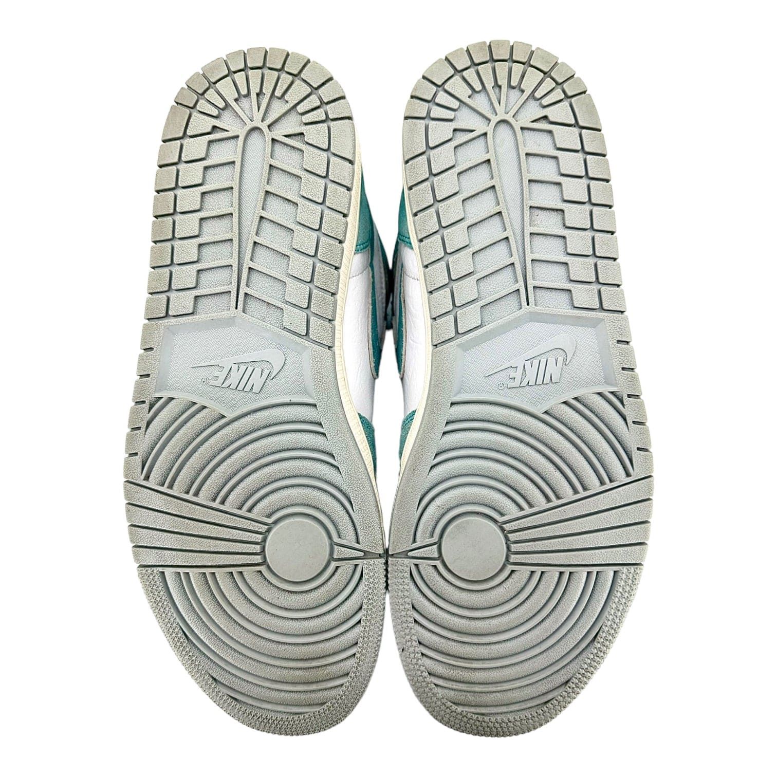 Nike 1 Retro High Turbo Green Size US 11 / EU 44 - 7 Thumbnail