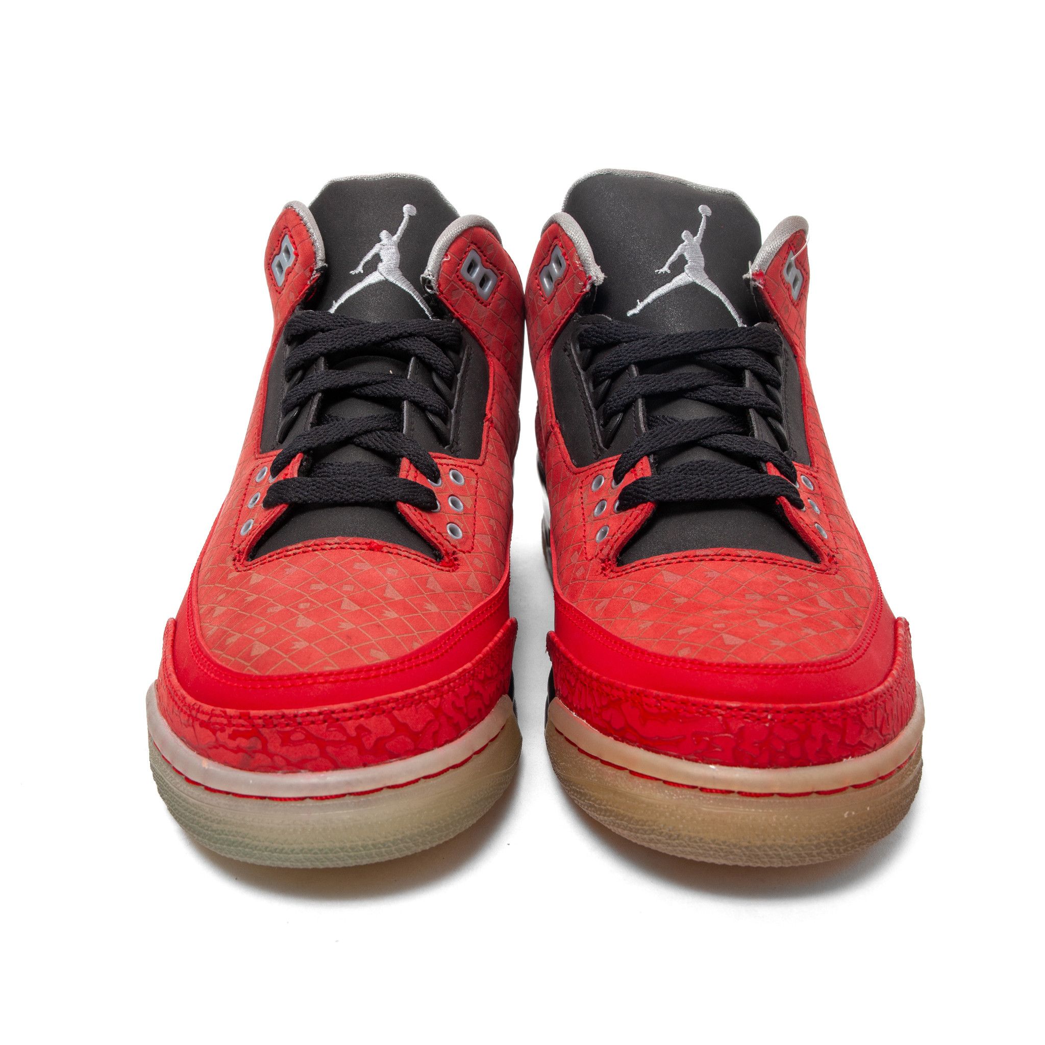 Nike 3 Retro Doernbecher (2010) Size US 10 / EU 43 - 4 Thumbnail