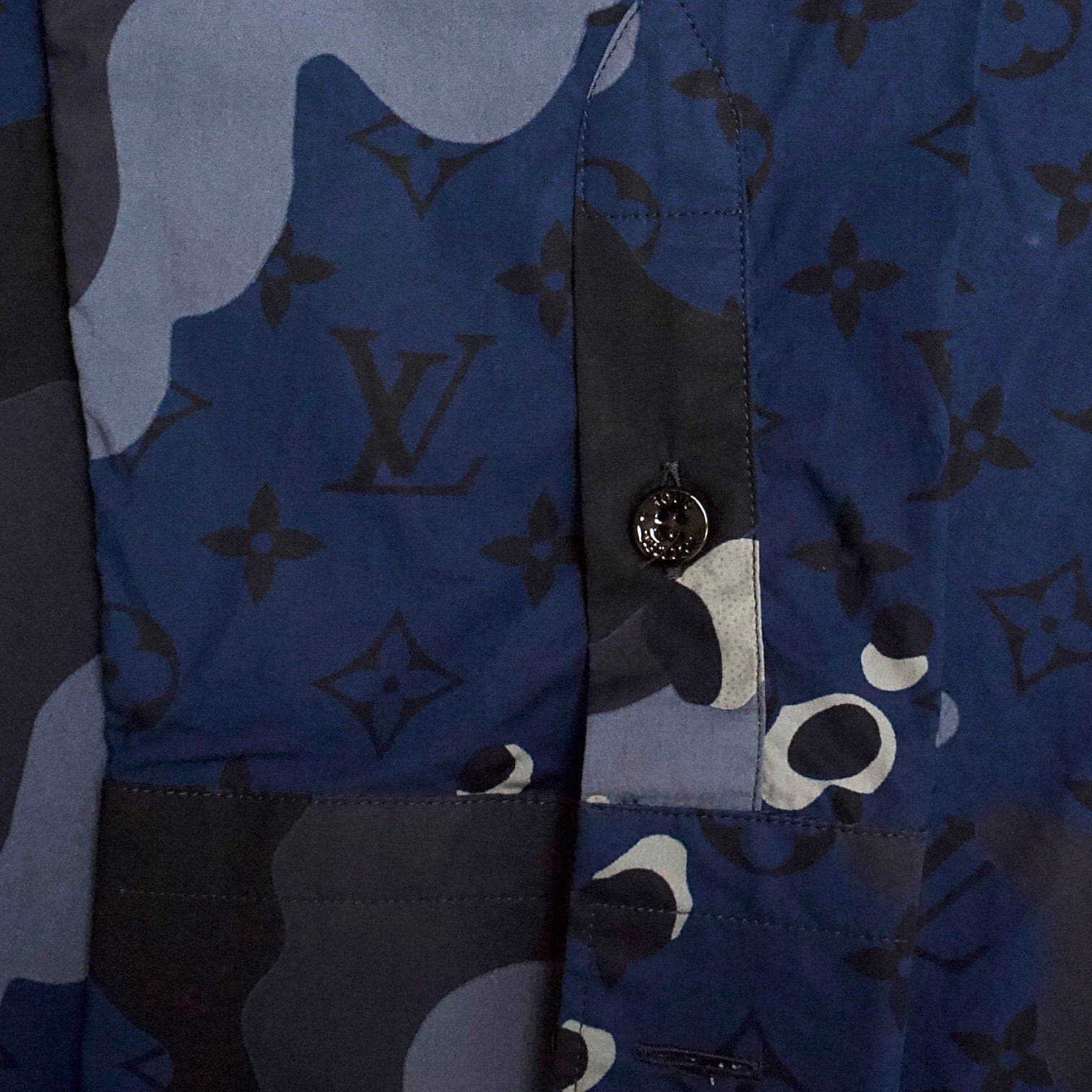 Louis Vuitton Camouflage DNA Button Up Shirt Blue Camo Size US L / EU 52-54 / 3 - 2 Thumbnail