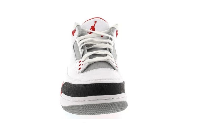 Nike 3 Retro Fire Red (2013) Size US 10 / EU 43 - 3 Thumbnail