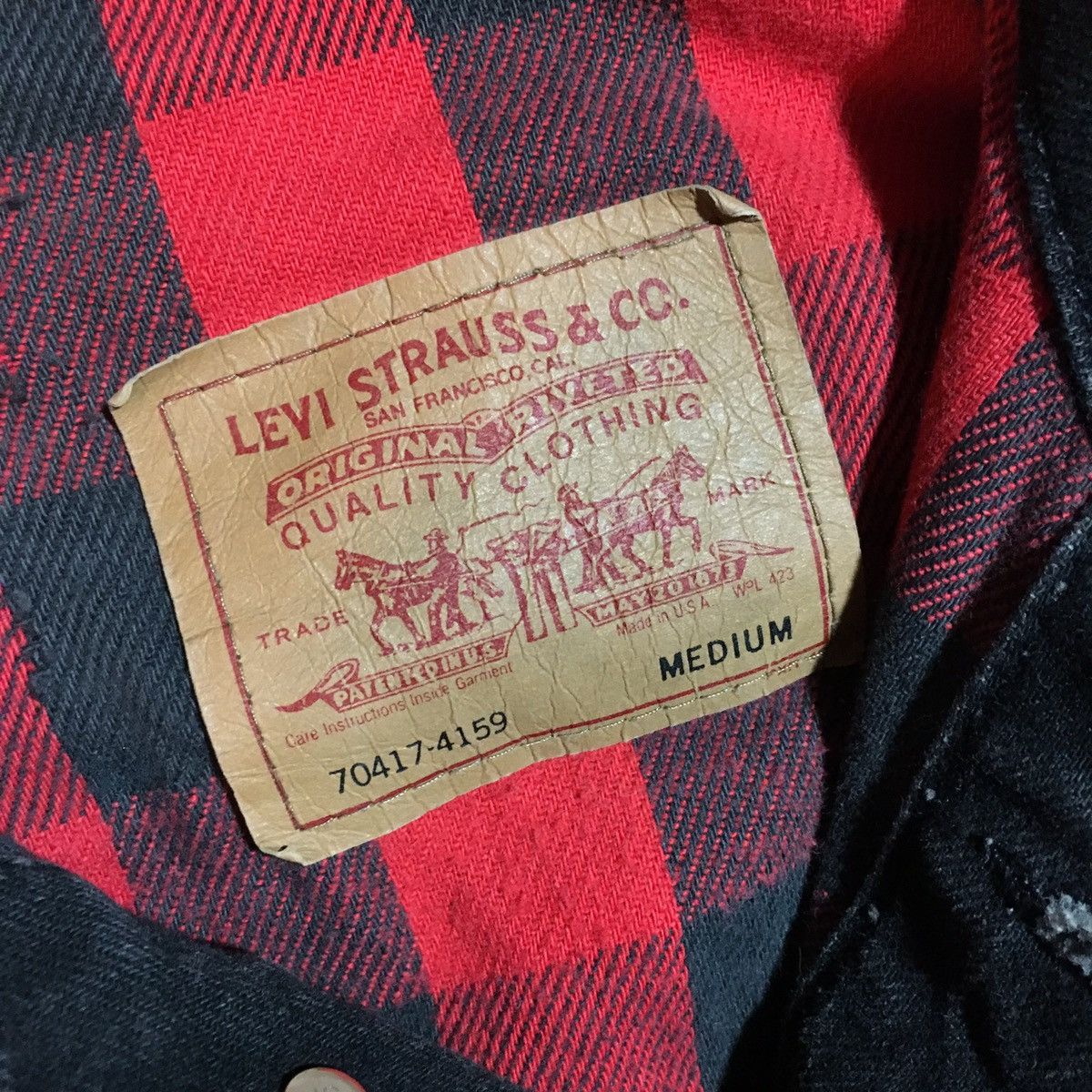 Vintage Vintage Levi’s Flannel Lined Black Denim Jacket Size US M / EU 48-50 / 2 - 4 Thumbnail