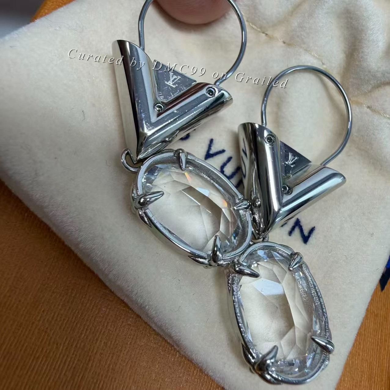 Louis Vuitton Louis Vuitton Crystal Drop Earrings Size ONE SIZE - 4 Thumbnail