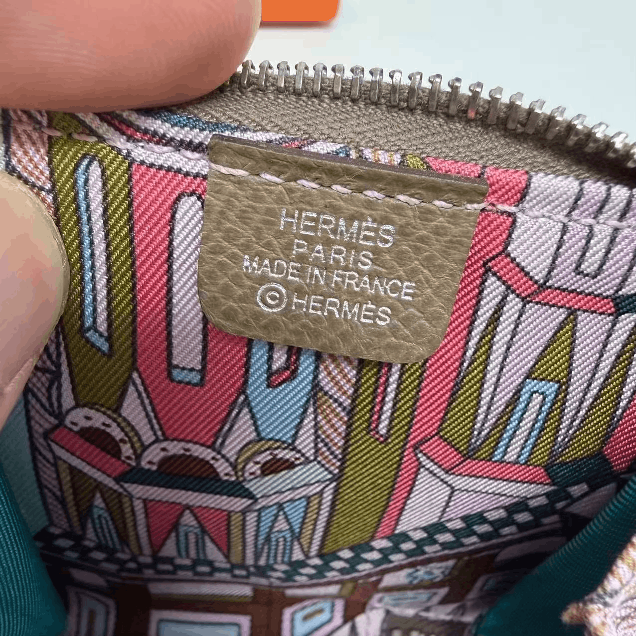 Hermes Hermes Silk Elephant Gray Coin Purse Size ONE SIZE - 5 Thumbnail