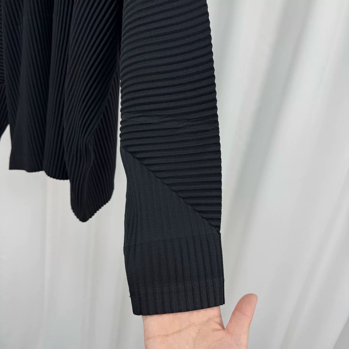 Issey Miyake Issey Miyake JK110 Black Pleated Hoodie Size US M / EU 48-50 / 2 - 4 Thumbnail