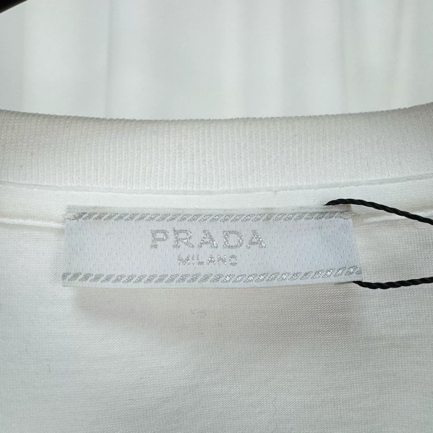 Prada Prada Embroidered Letter Short-Sleeve Size US XL / EU 56 / 4 - 5 Thumbnail