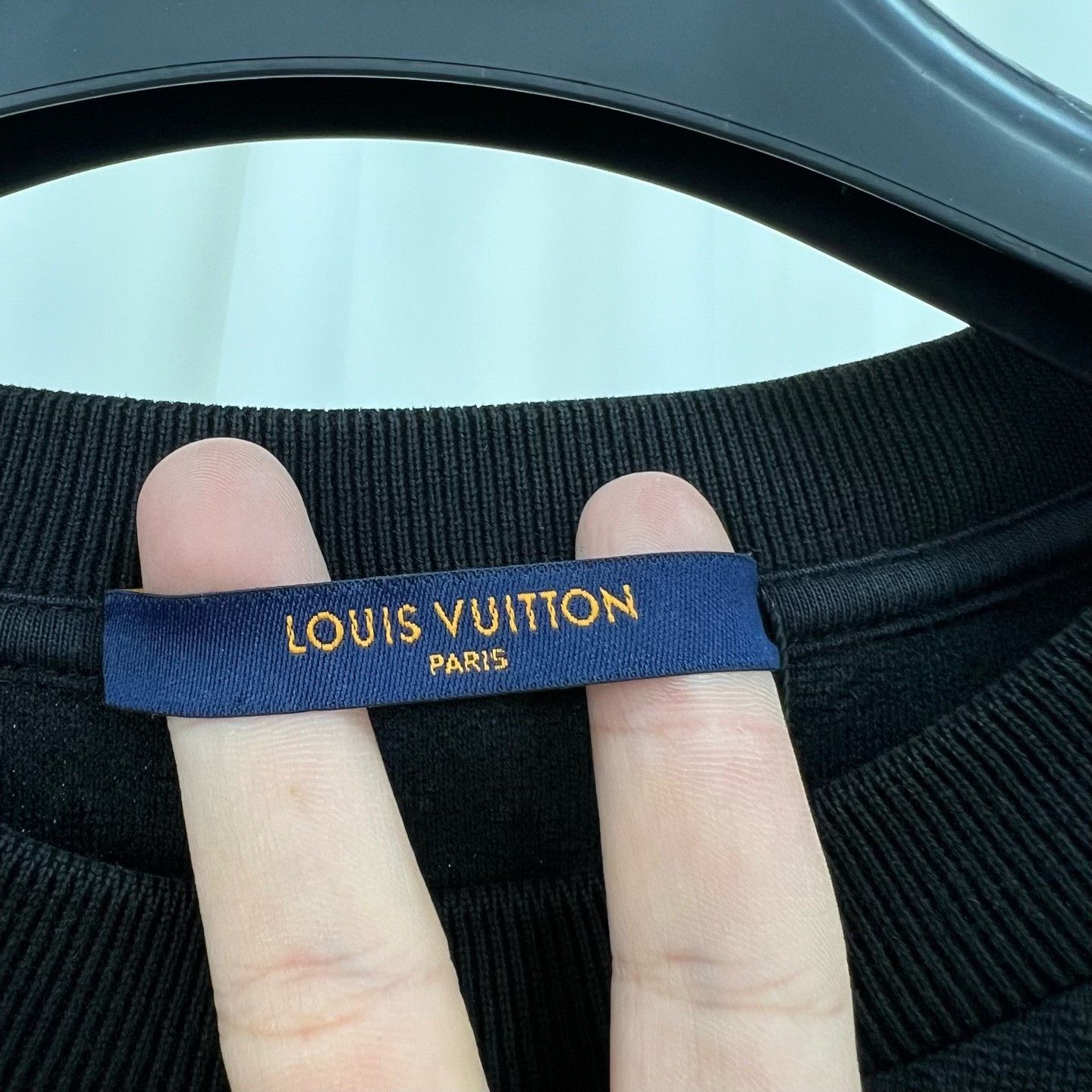 Louis Vuitton Louis Vuitton 3D Pocket Monogram Short Sleeve Size US M / EU 48-50 / 2 - 6 Thumbnail