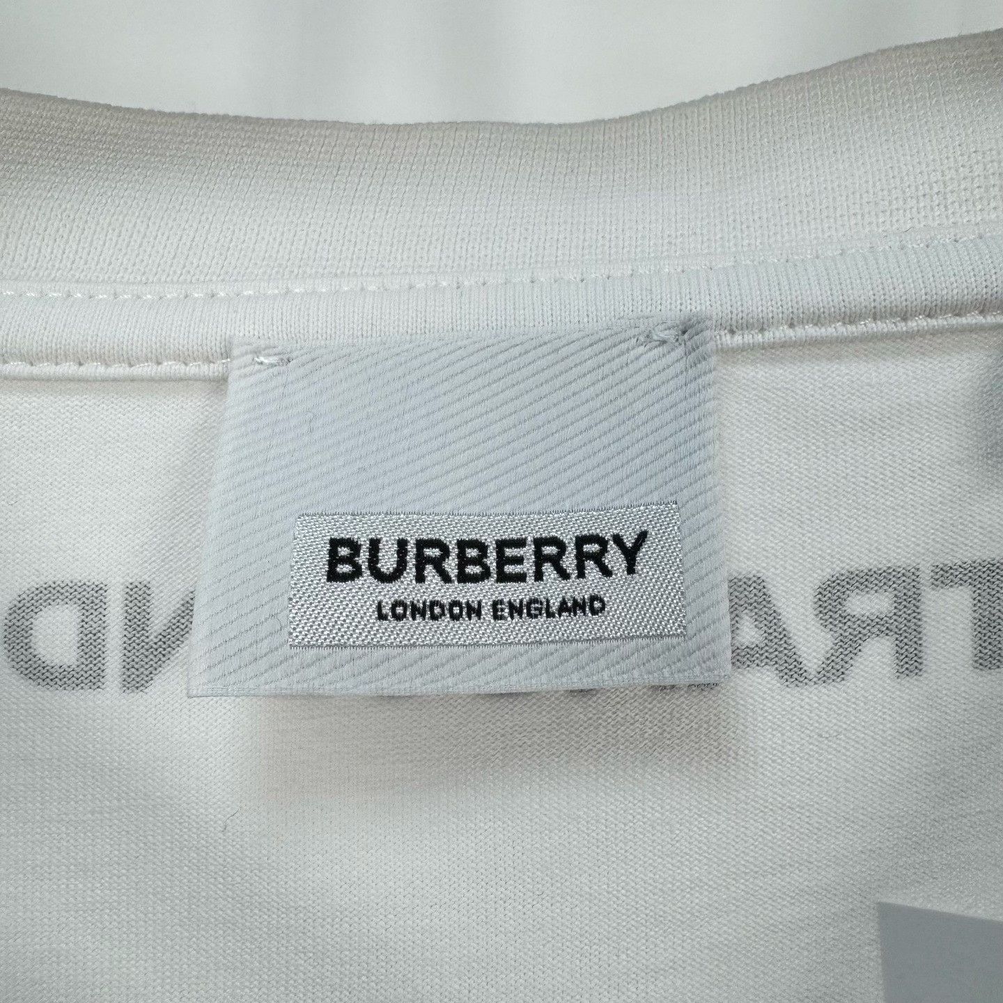 Burberry Burberry Printed Letter Short-Sleeve Size US M / EU 48-50 / 2 - 5 Thumbnail