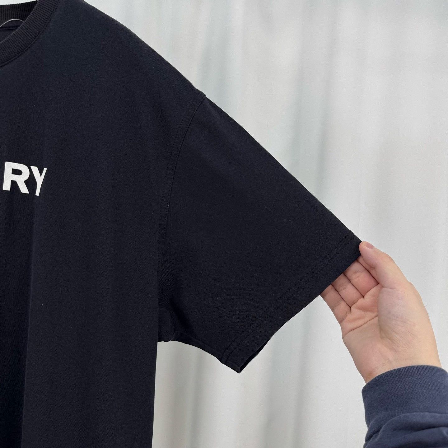 Burberry Burberry Letter Print Short Sleeve Size US S / EU 44-46 / 1 - 4 Thumbnail