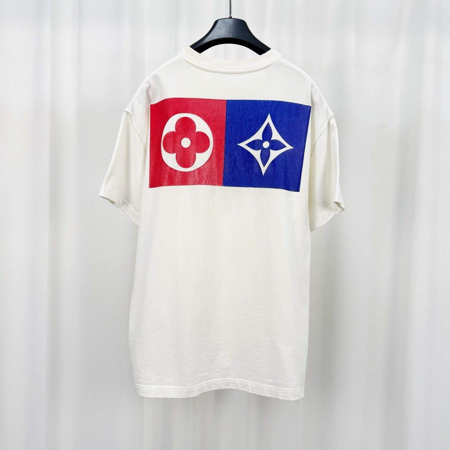 Louis Vuitton Louis Vuitton Piano Print Short-Sleeve Size US M / EU 48-50 / 2 - 2 Thumbnail
