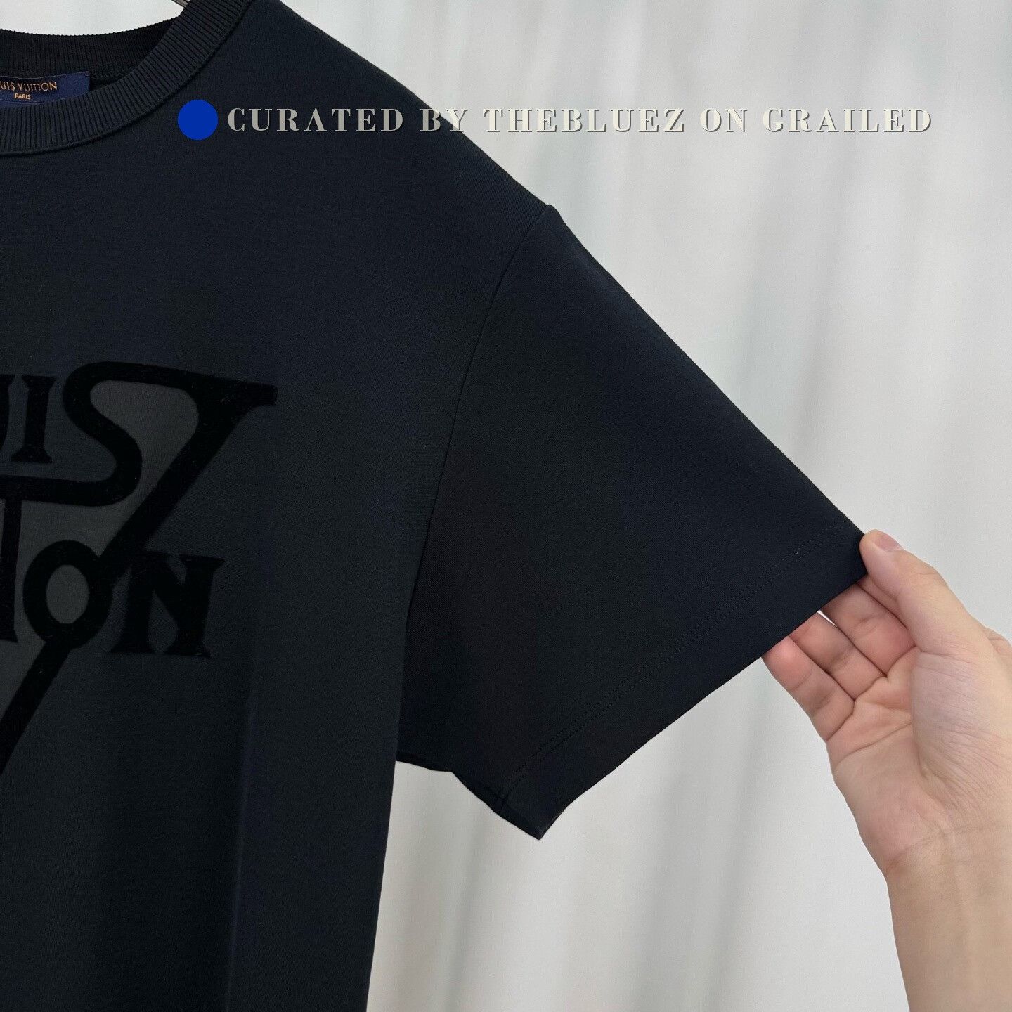 Louis Vuitton Louis Vuitton Flocked Print Letter T-Shirt Size US L / EU 52-54 / 3 - 4 Thumbnail