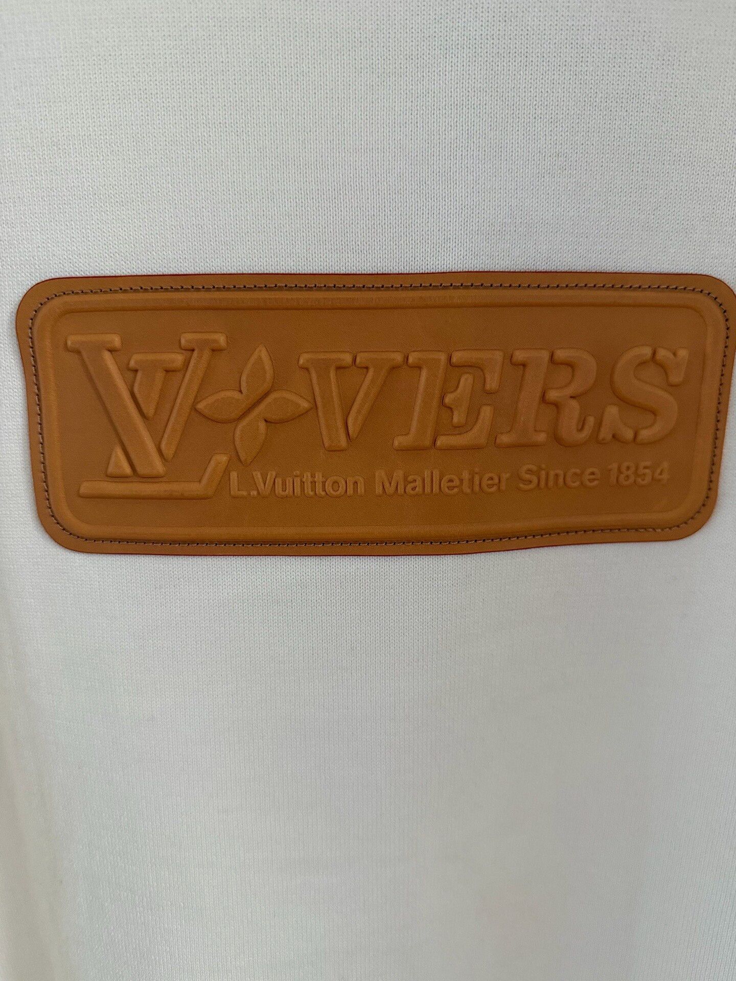 Louis Vuitton Louis Vuitton White Leather Patch Knit T-Shirt Size US XL / EU 56 / 4 - 5 Thumbnail