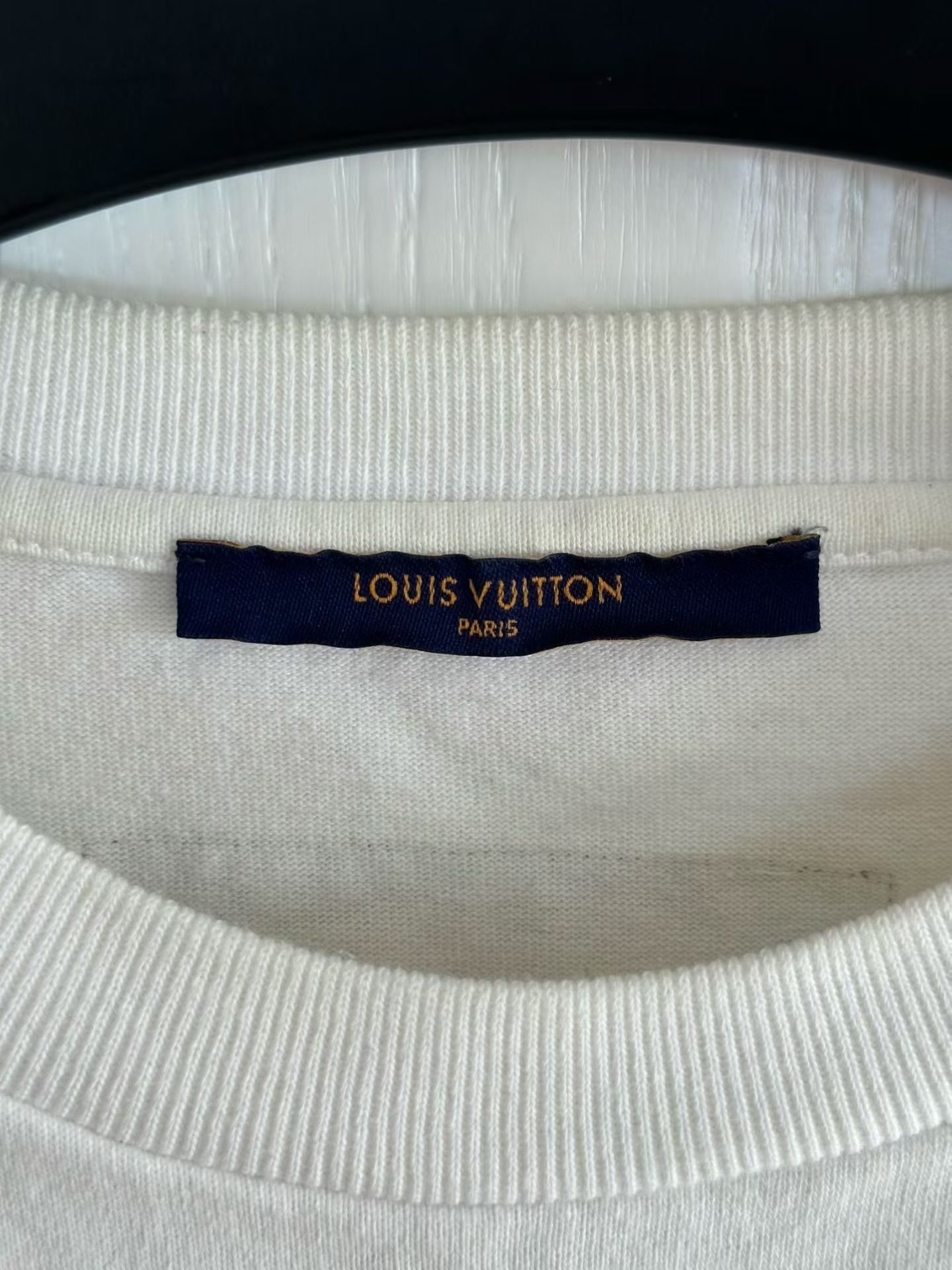 Louis Vuitton Louis Vuitton Embossed Monogram Short-Sleeve Size US M / EU 48-50 / 2 - 4 Thumbnail