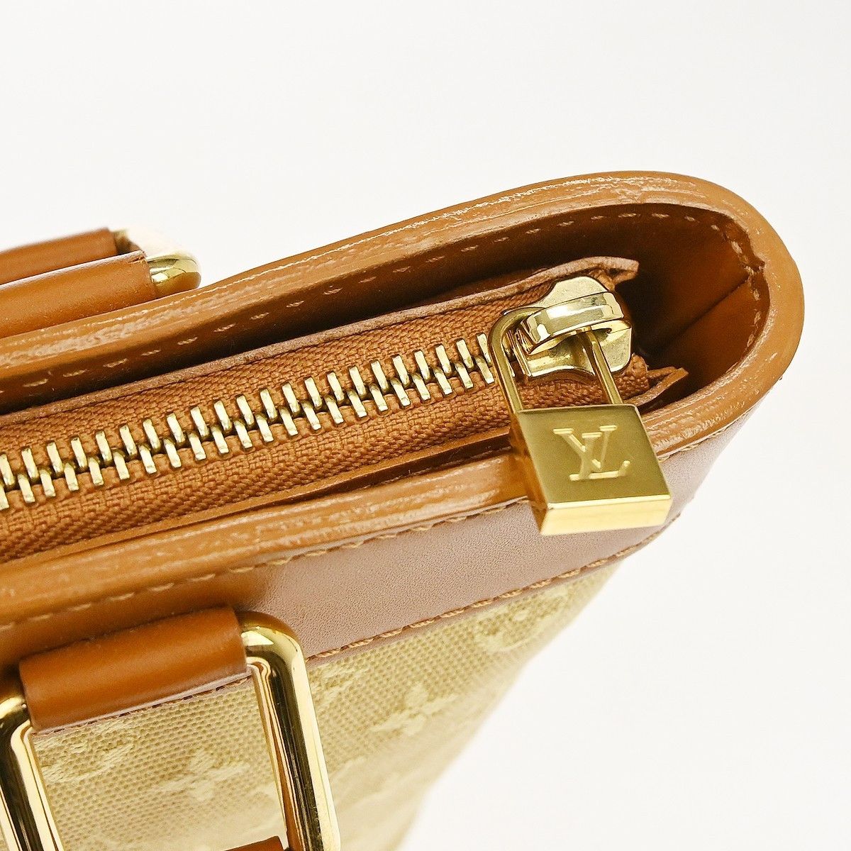 Louis Vuitton Louis Vuitton Lucille Handbag Mini Lin Size ONE SIZE - 8 Thumbnail