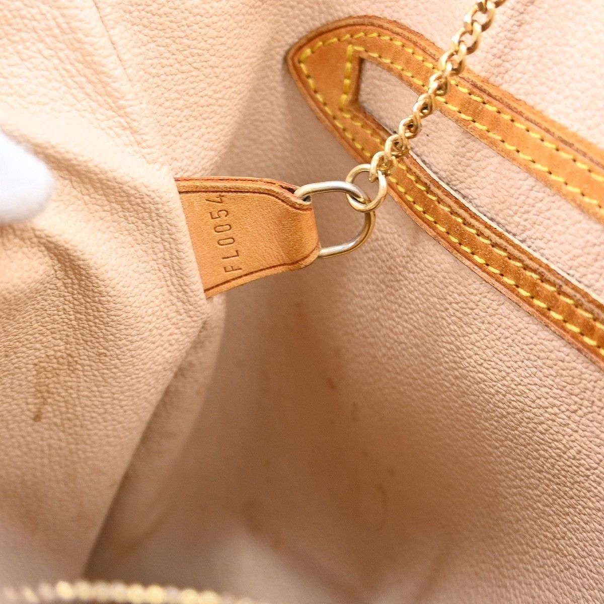 Louis Vuitton Louis Vuitton Bucket Bag Monogram Canvas Size ONE SIZE - 19 Thumbnail