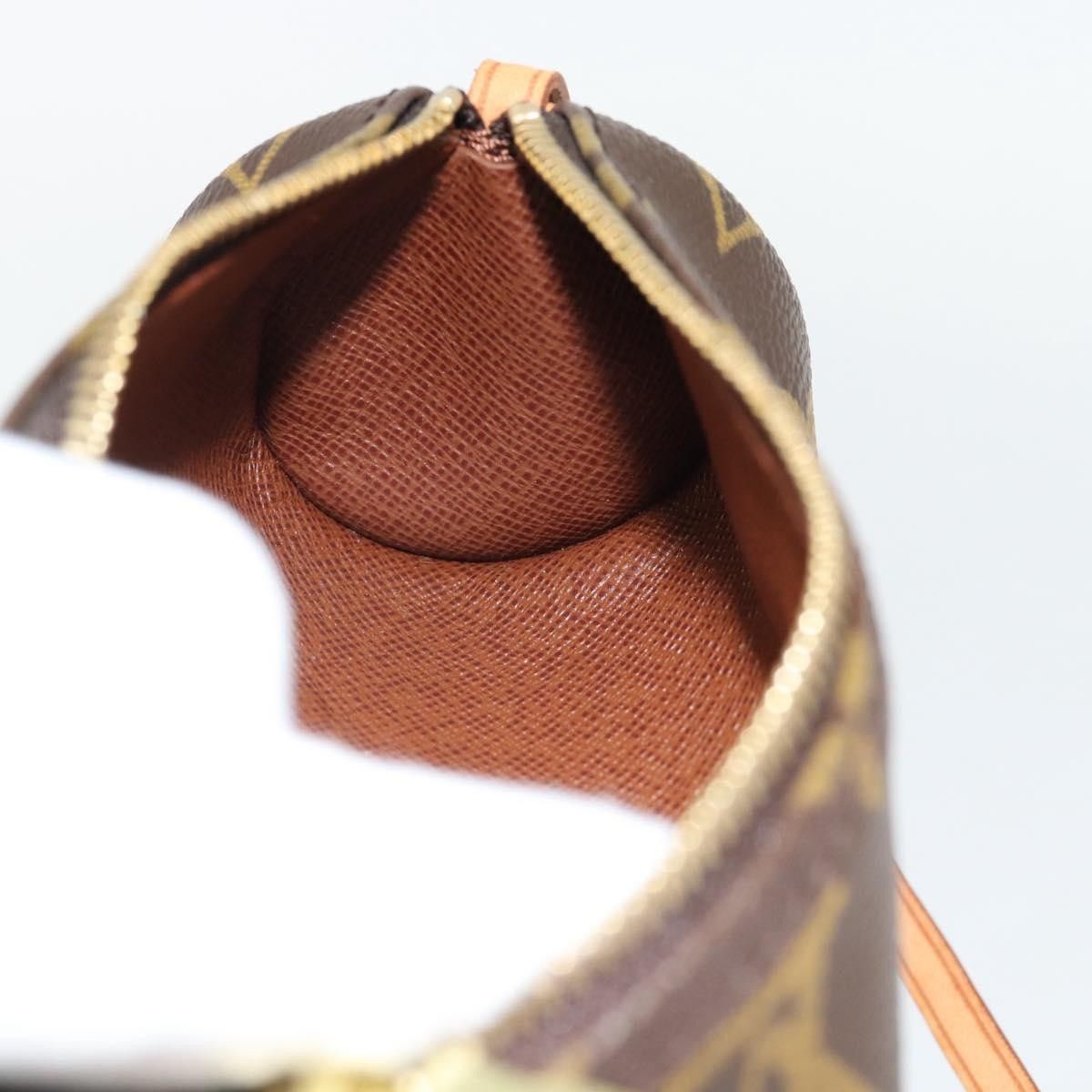 Louis Vuitton Louis Vuitton Papillon Pochette Monogram Canvas Size ONE SIZE - 19 Thumbnail