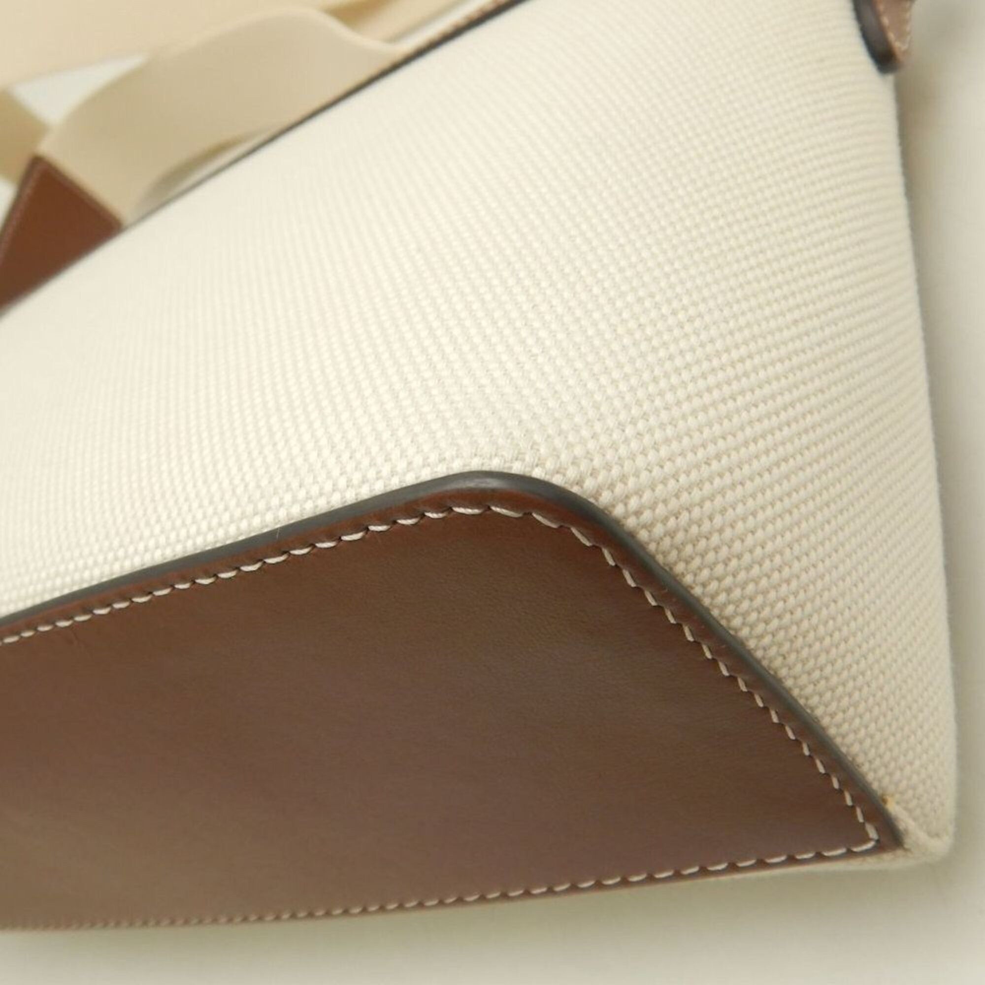 Burberry BURBERRY Horseferry Print Shoulder Bag 80302491 Canvas x Leather Natural Tan Women's 253842 Size ONE SIZE - 15 Thumbnail