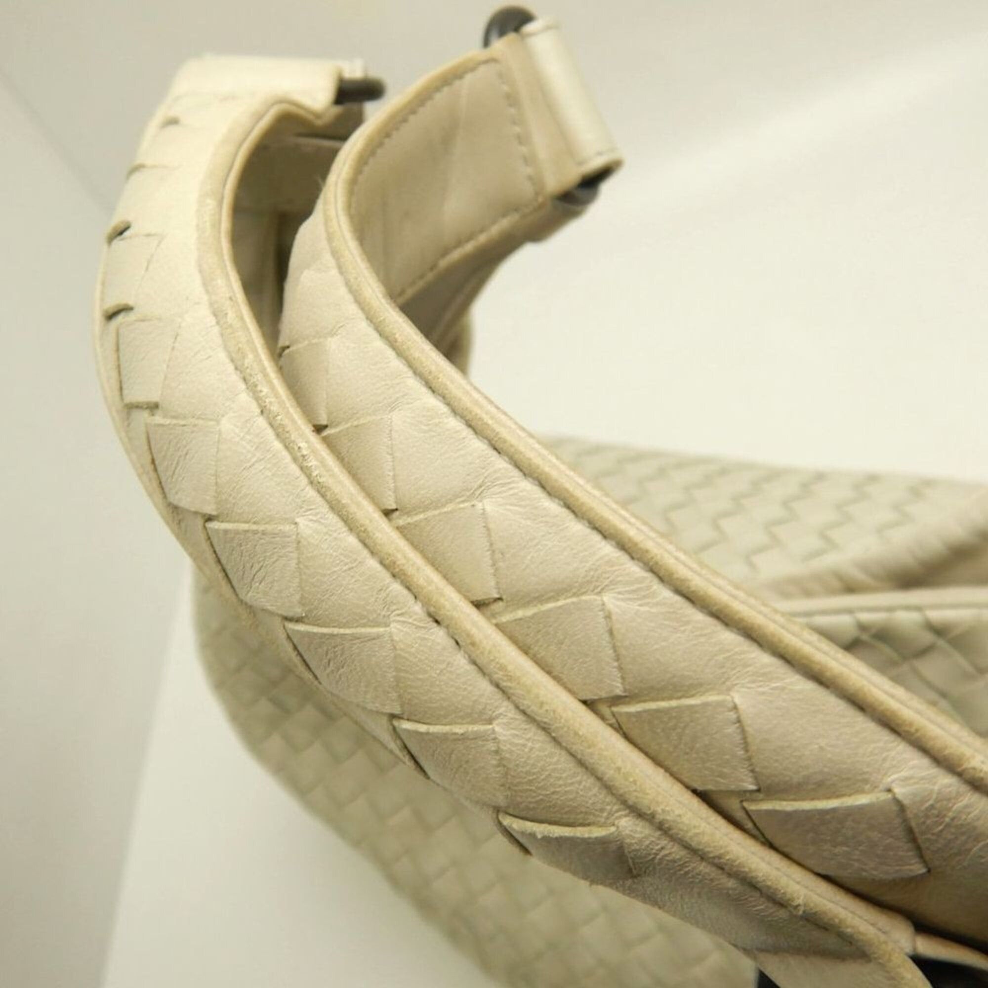 Bottega Veneta BOTTEGA VENETA Intrecciato 125787 Shoulder Bag Leather Ivory Women's 253849 Size ONE SIZE - 8 Thumbnail