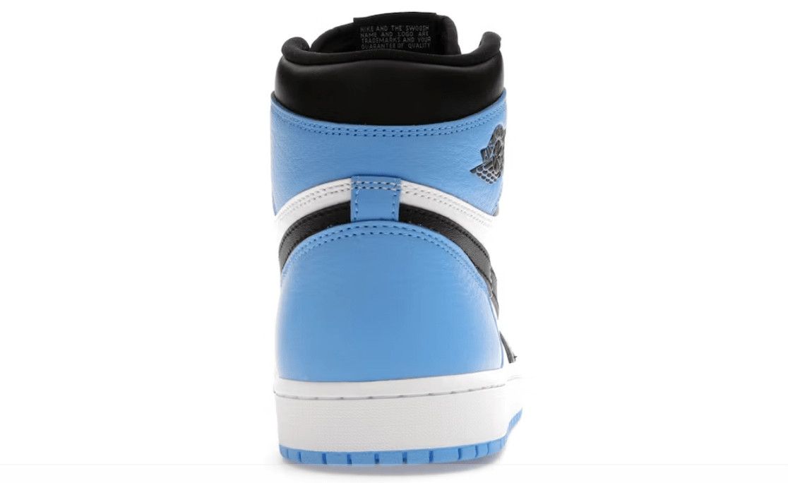Nike 1 Retro High OG UNC Toe Size US 10 / EU 43 - 4 Thumbnail