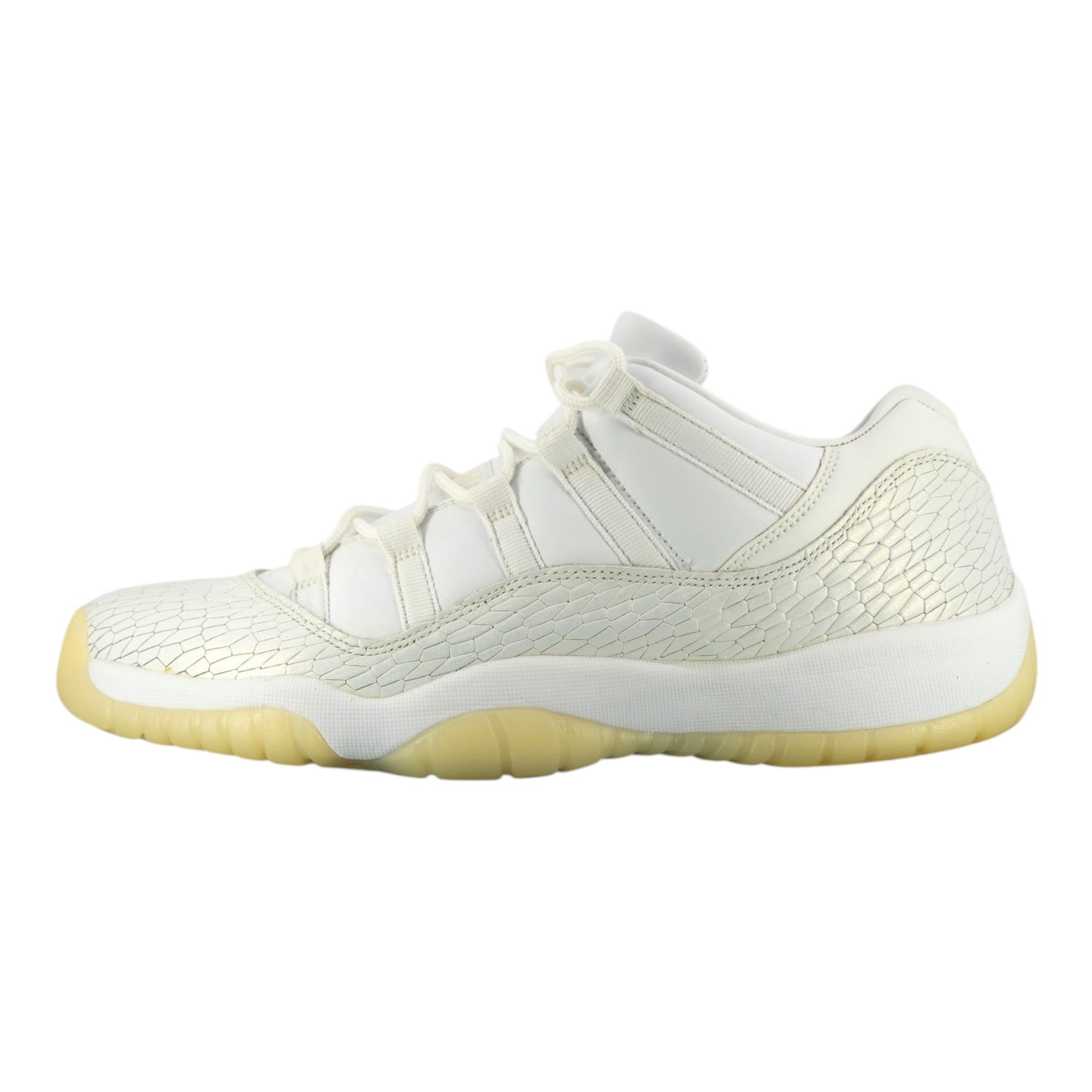 Nike 11 Retro Low Heiress Pure Platinum (GS) Size US 9.5 / EU 42-43 - 2 Thumbnail