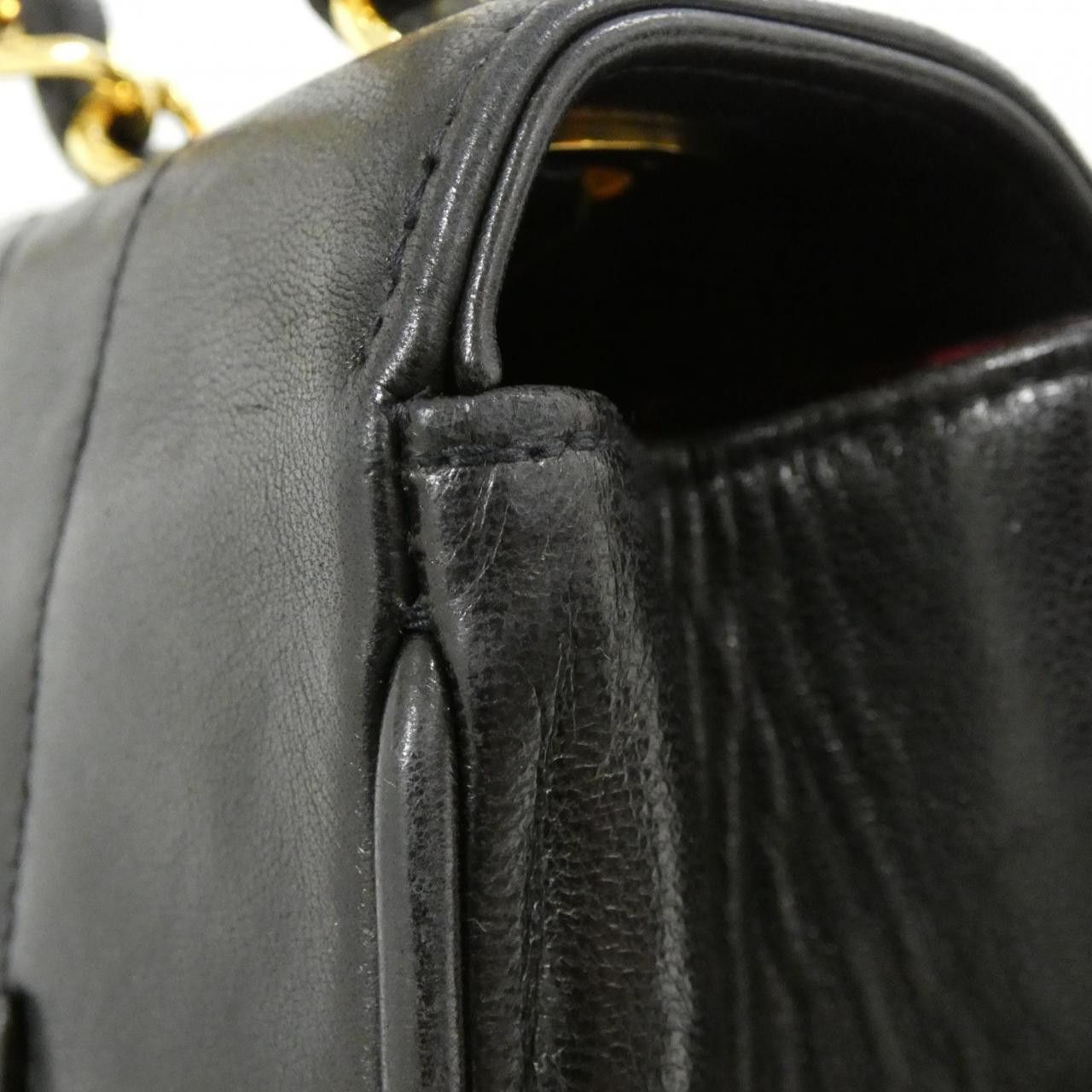 Chanel Chanel Chanel Lambskin Shoulder Bag Leather Shoulder Bag DUTY FREE for USA Size ONE SIZE - 8 Thumbnail