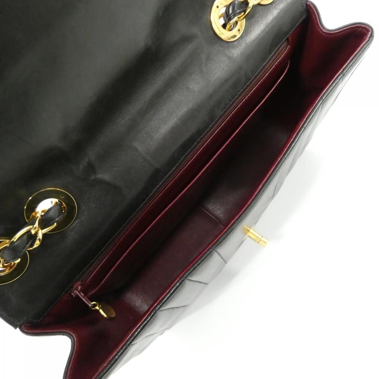 Chanel Chanel Chanel Lambskin Shoulder Bag Leather Shoulder Bag DUTY FREE for USA Size ONE SIZE - 10 Thumbnail