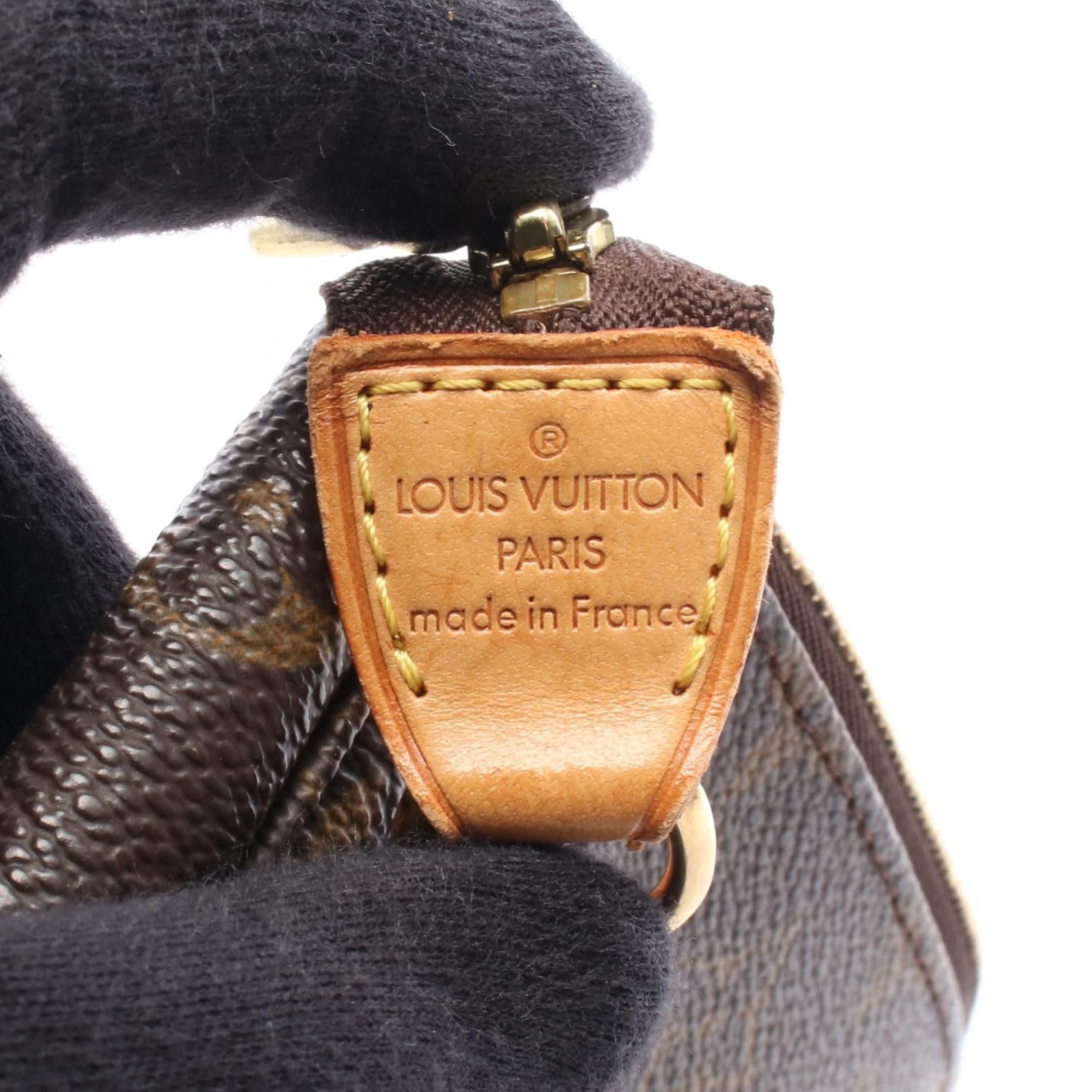 Louis Vuitton Louis Vuitton Louis Vuitton Pochette Accessoires Monogram Handbag Textile Handbag M51980 DUTY FREE for USA Size ONE SIZE - 4 Thumbnail