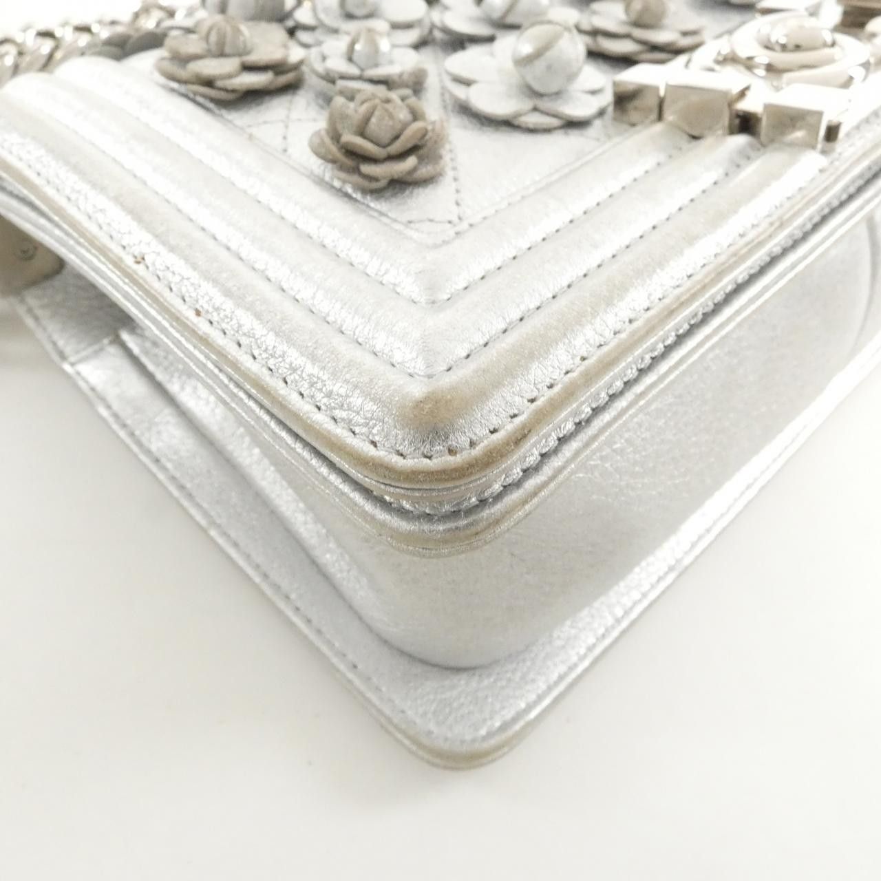 Chanel Chanel Chanel Boy Chanel Metallic Calf Shoulder Bag Leather Shoulder Bag 67085 DUTY FREE for USA Size ONE SIZE - 3 Thumbnail