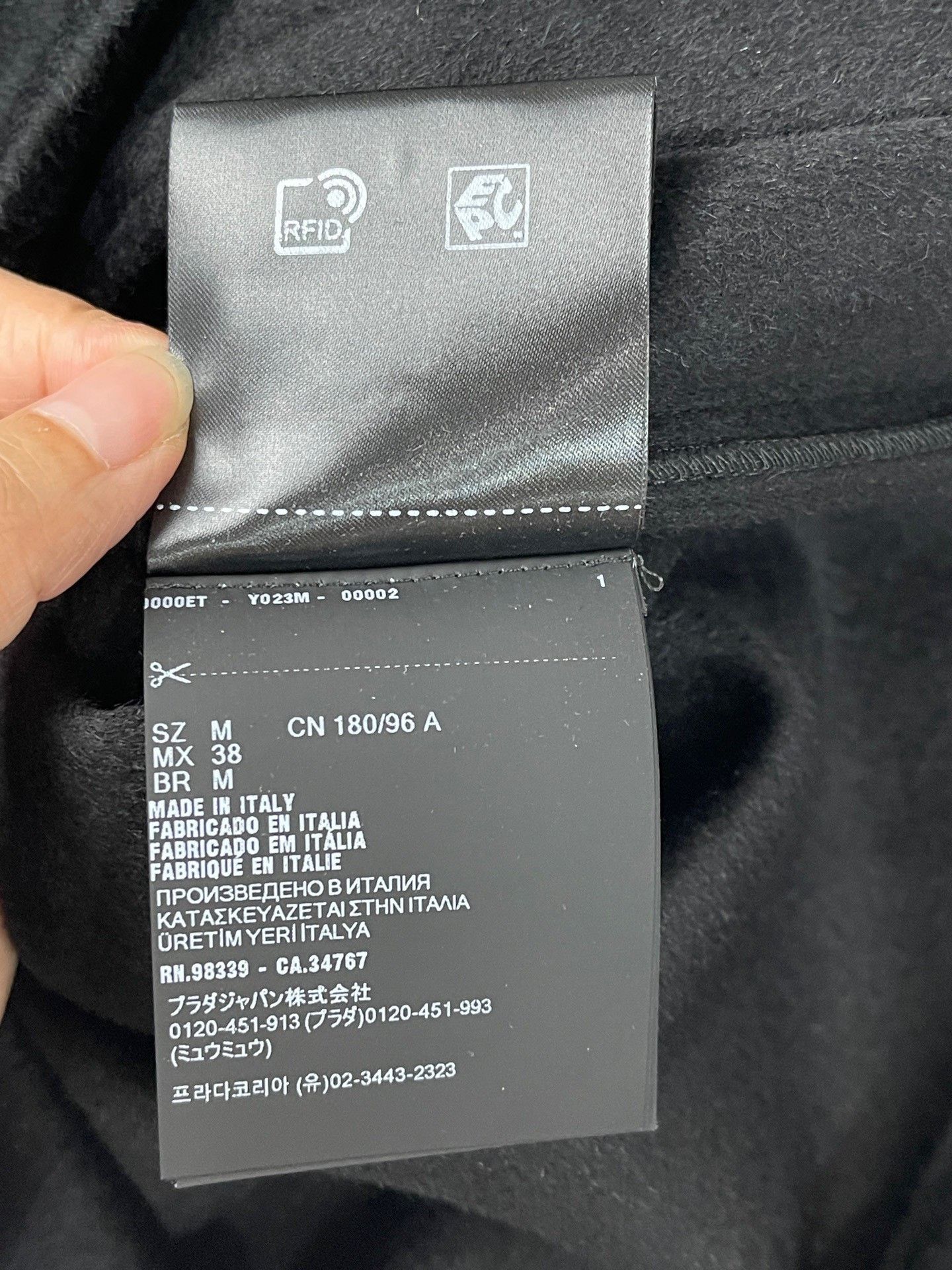Prada Prada Fall/Winter 25 Wool Cashmere Boxy Jacket Size US M / EU 48-50 / 2 - 8 Thumbnail