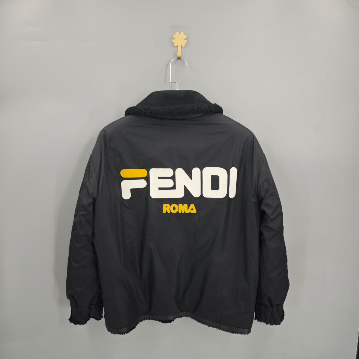 Fendi FENDI Reversible Black Lamb Wool Coat Size US XXS / EU 40 - 4 Thumbnail