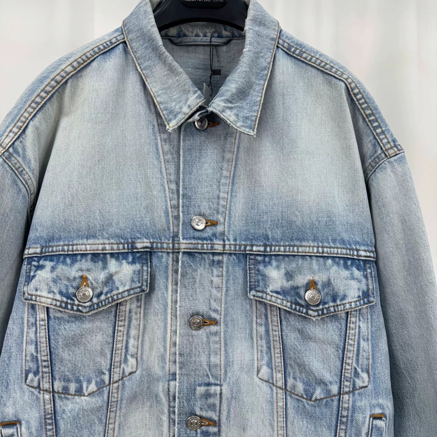 Balenciaga Balenciaga Back Letter Denim Jacket Size US S / EU 44-46 / 1 - 3 Thumbnail