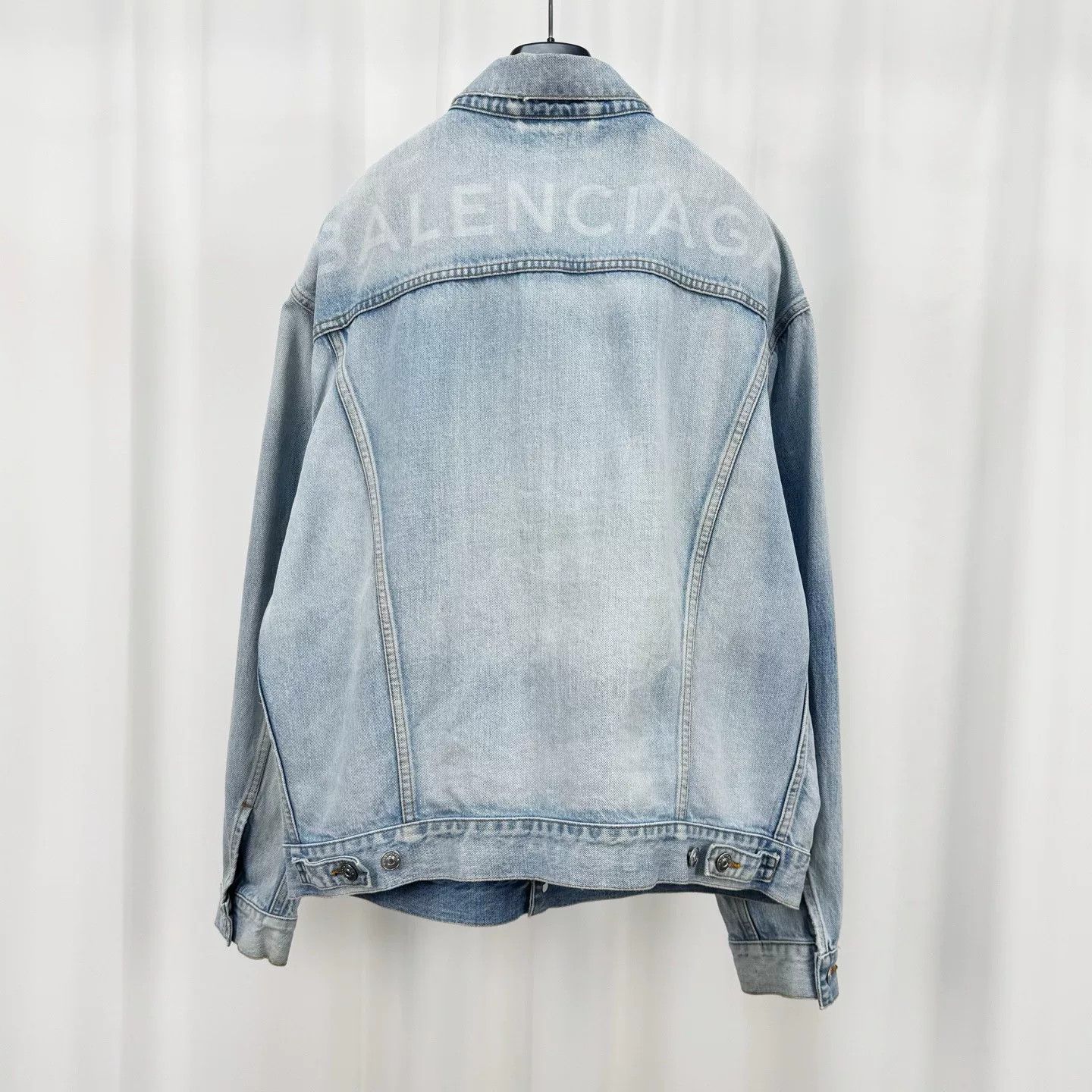 Balenciaga Balenciaga Back Letter Denim Jacket Size US S / EU 44-46 / 1 - 2 Thumbnail