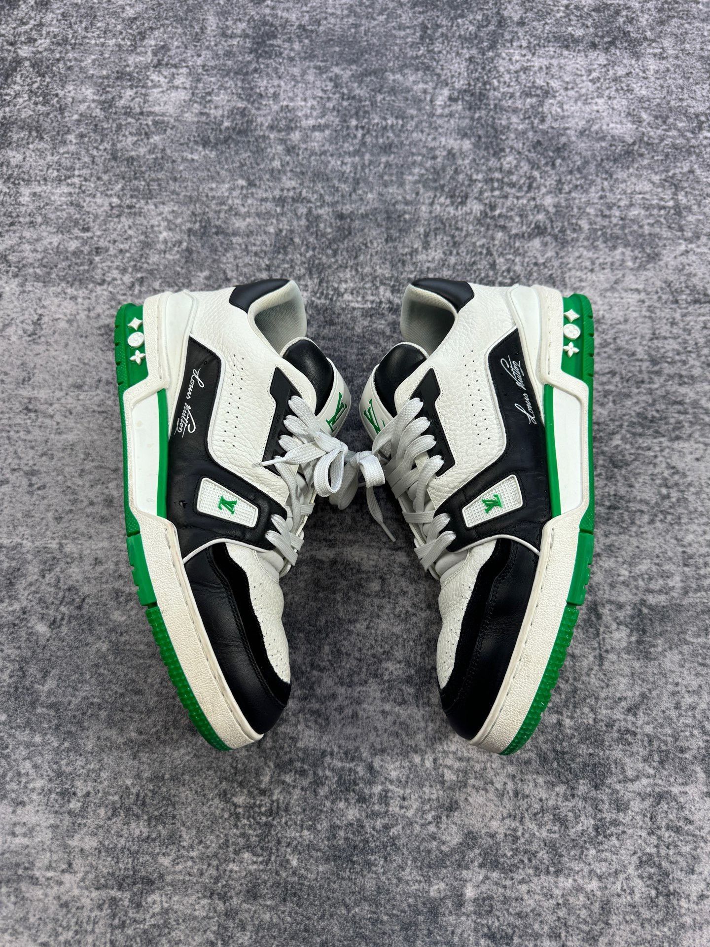Louis Vuitton Louis Vuitton Trainer Sneakers Size US 9 / EU 42 - 3 Thumbnail