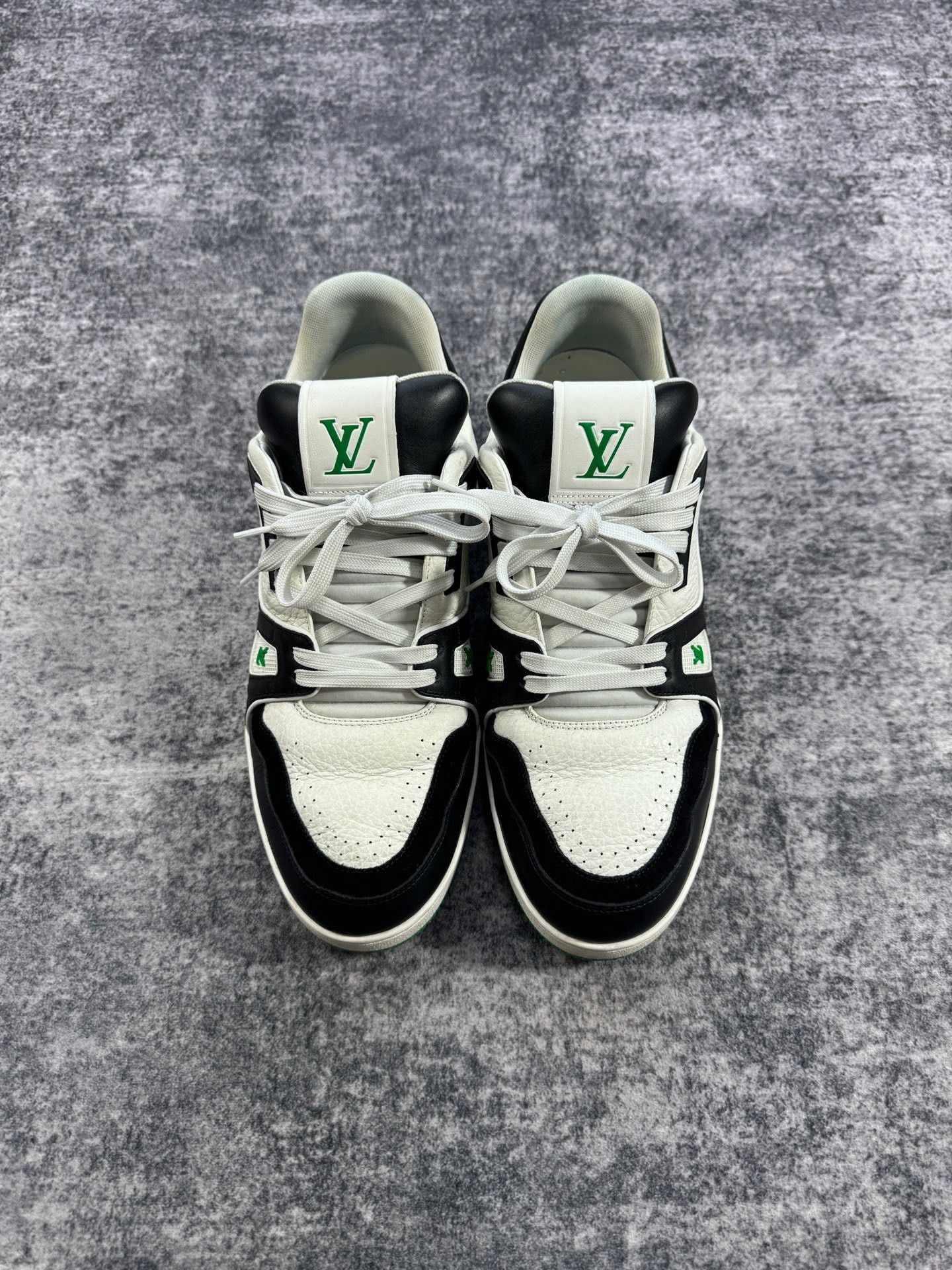 Louis Vuitton Louis Vuitton Trainer Sneakers Size US 9 / EU 42 - 2 Thumbnail