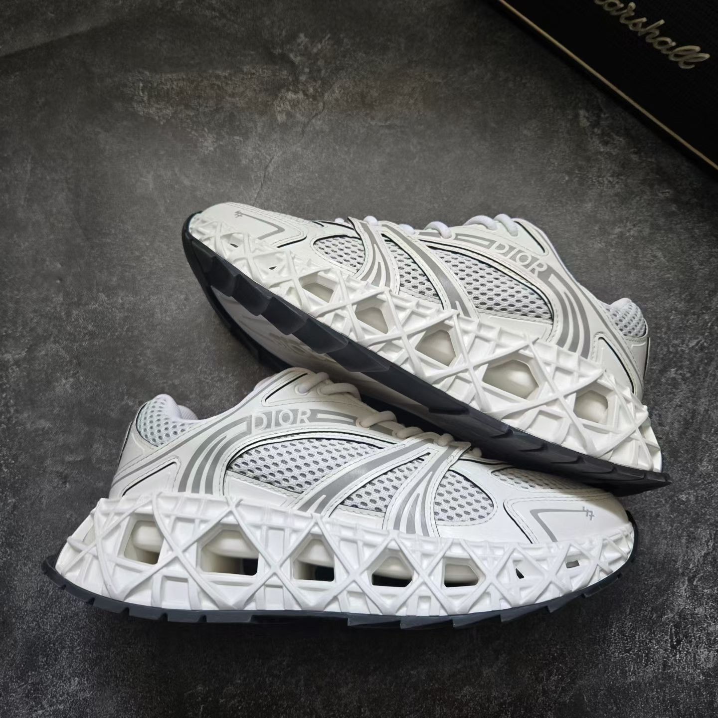 Dior DIOR B35 White Shoes Size US 8 / EU 41 - 5 Thumbnail