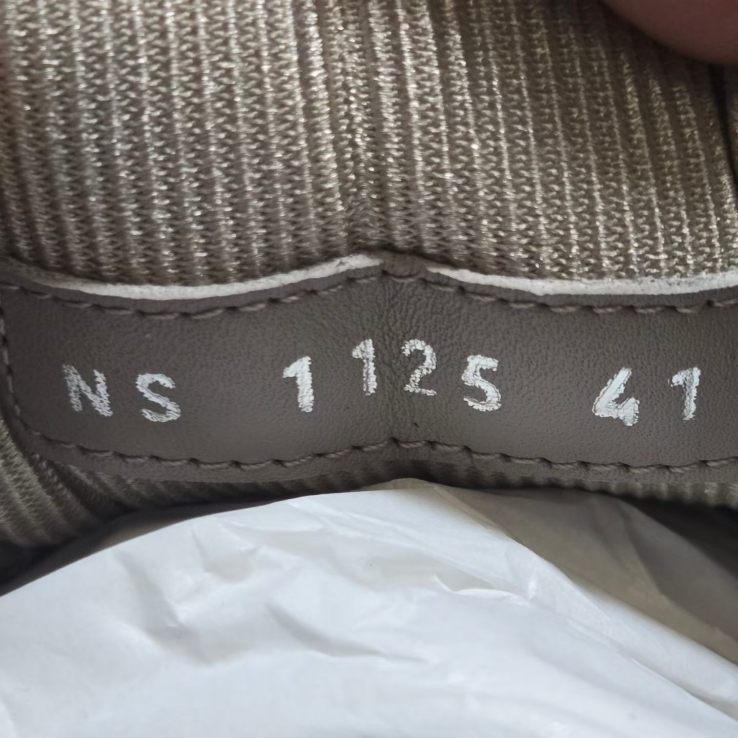 Dior Dior B27 New Gray White Embossed Size US 8 / EU 41 - 9 Thumbnail