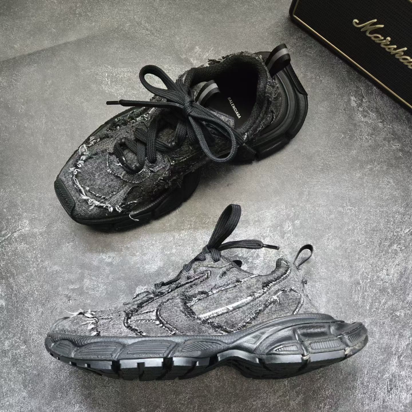 Balenciaga Balenciaga 3XL Black Denim Size US 7 / EU 40 - 3 Thumbnail