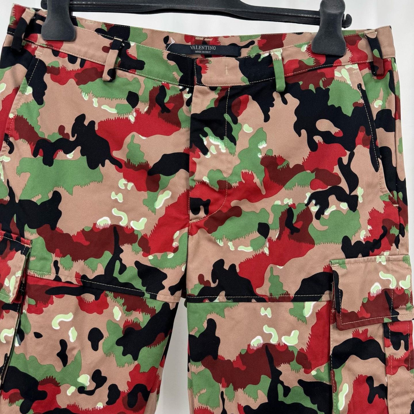 Valentino Valentino Camouflage Cargo Shorts Size US 32 / EU 48 - 3 Thumbnail