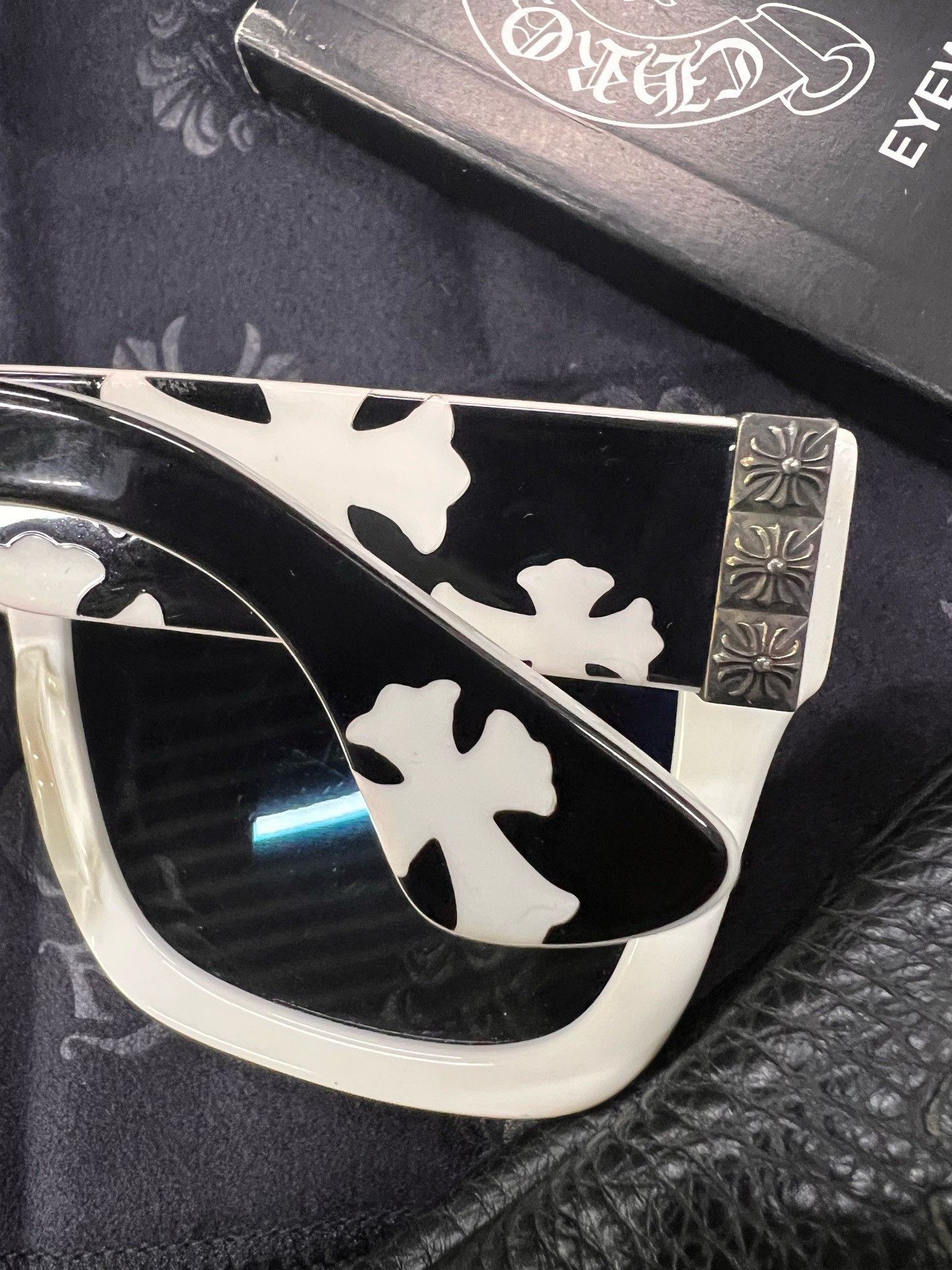 Chrome Hearts Chrome Hearts CH Cross Silver Buckle Glasses Size ONE SIZE - 3 Thumbnail