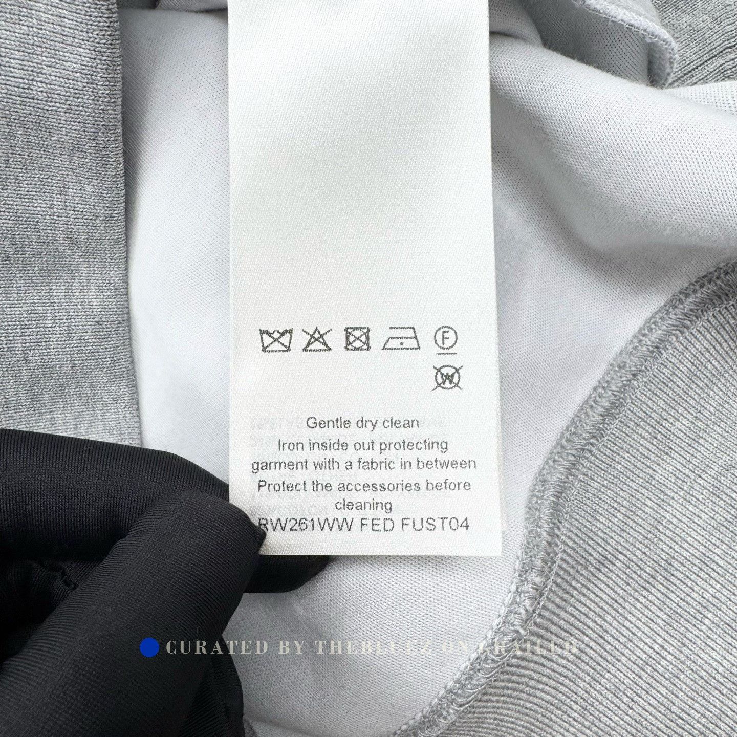Louis Vuitton Louis Vuitton 26 Cat Astronaut Chain Logo Hoodie Size US M / EU 48-50 / 2 - 3 Thumbnail