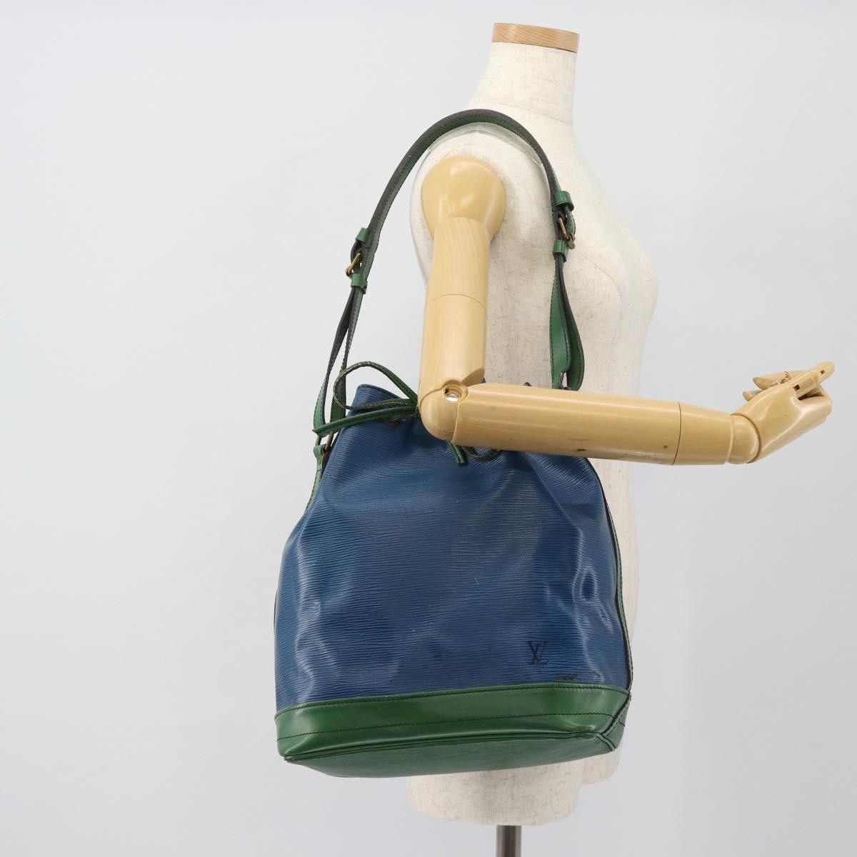 Louis Vuitton Louis Vuitton Petit Noe NM Epi Leather Size ONE SIZE - 13 Thumbnail