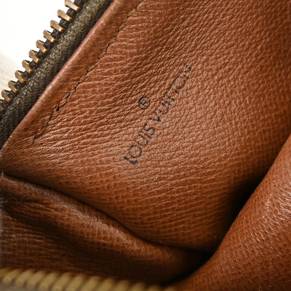 Louis Vuitton Louis Vuitton Papillon Handbag Monogram Canvas Size ONE SIZE - 4 Thumbnail