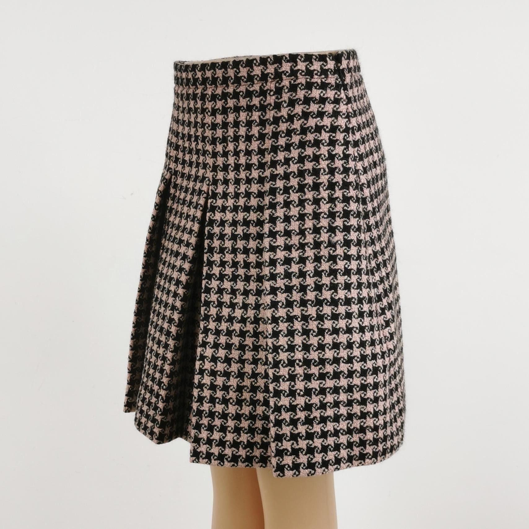 Gucci Gucci Houndstooth Wool Mini Skirt Size 38 Size 26" / US 2 / IT 38 - 2 Thumbnail
