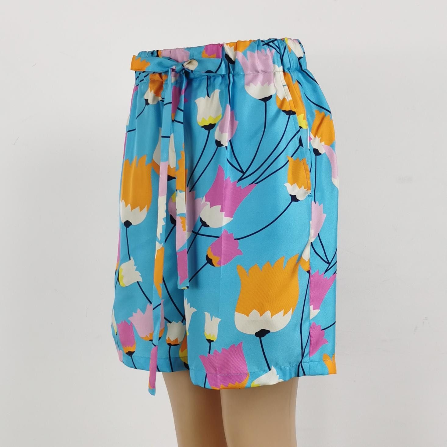 Gucci Gucci Floral Silk Tie Shorts Size 36 Size 25" / US 0 / IT 36 - 2 Thumbnail